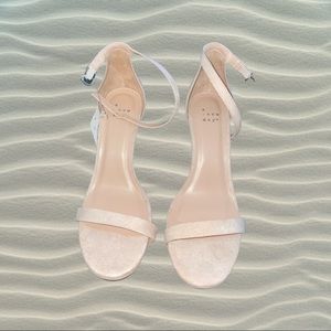 NWT Beige strappy heels size 8